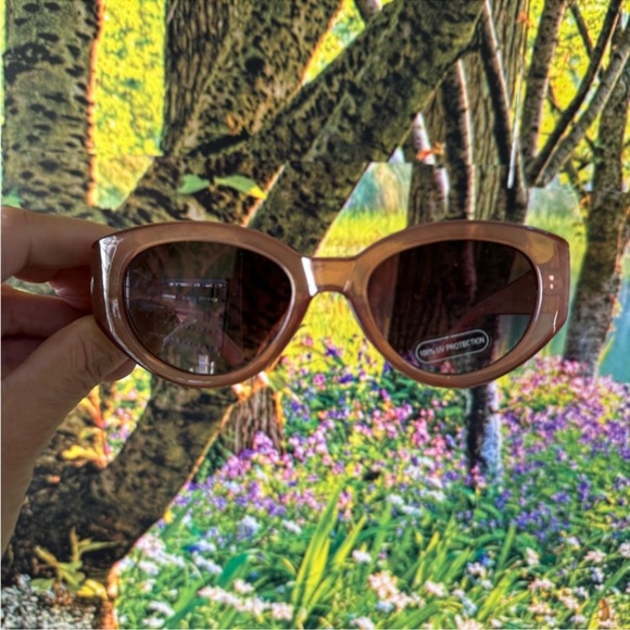 Loft small rounded sunglasses in Caramel color main image 8